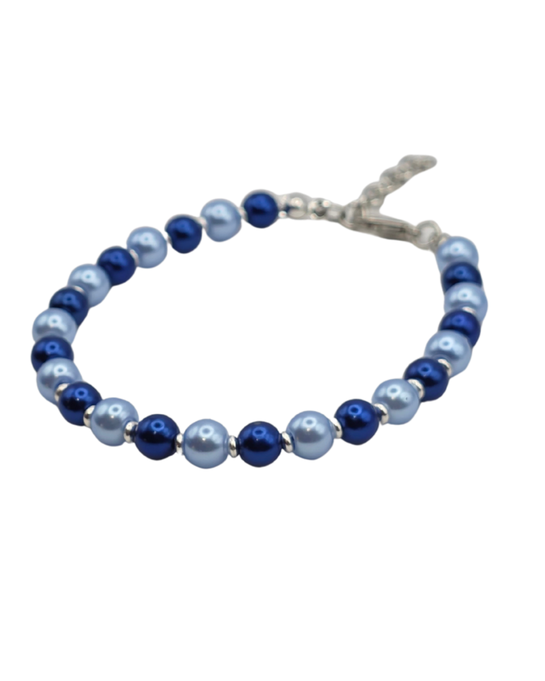 Unike, håndlagde armbånd i flere farger – kun 149 kr.