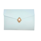 Dåpskort “Prins” – håndlaget med perlemorark og lomme