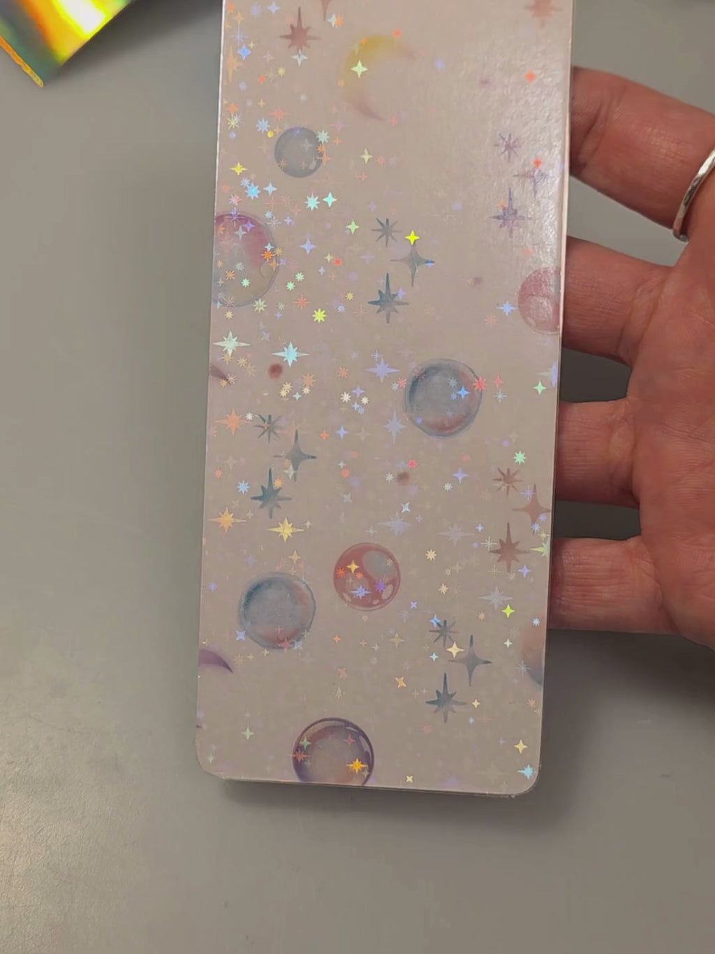 Bokmerke – personlig med navn (holografisk stjerneeffekt) | 6 x 15 cm